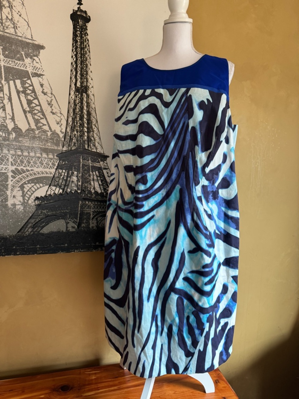 Tahari Blue, Black and Aqua Abstract Dress. NWT